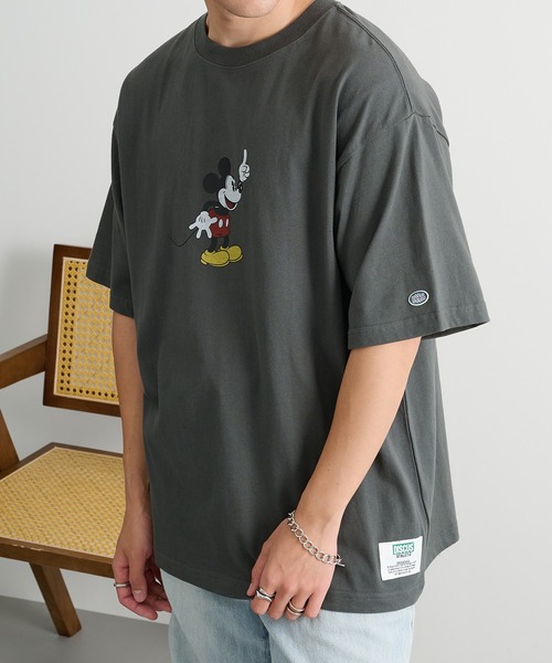 DISCUS(ディスカス)の「【DISCUS】DISCUS×MICKEY MOUSE DisneyコラボレーションTシャツ MNY(Tシャツ/カットソー・メンズ・ホワイト/ブラック系1/ブラック/ホワイト系1・L/M)」の8枚目の写真