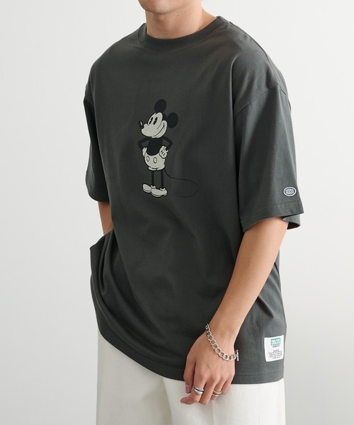 DISCUS(ディスカス)の「【DISCUS】DISCUS×MICKEY MOUSE DisneyコラボレーションTシャツ MNY(Tシャツ/カットソー・メンズ・ホワイト/ブラック系1/ブラック/ホワイト系1・L/M)」の5枚目の写真