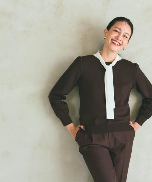 Reflect(リフレクト)の「【選べる8色/スカートにもパンツにも◎】ウール混ボートネックニット(ニット/セーター・レディース・ネイビー/ブルー系その他/パープル/オフホワイト/グリーン系/ライトイエロー系/ブラウン系その他/ダークグレー・11/09/07/05/15 /13)」の4枚目の写真