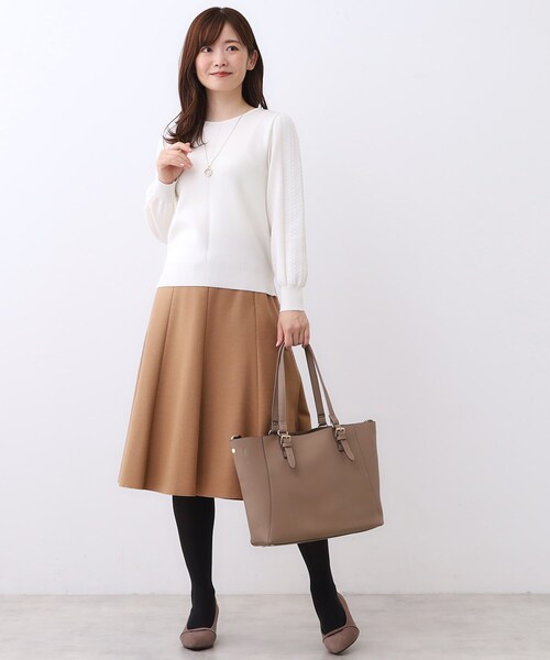 Reflect(リフレクト)の「【選べる8色/スカートにもパンツにも◎】ウール混ボートネックニット(ニット/セーター・レディース・ネイビー/ブルー系その他/パープル/オフホワイト/グリーン系/ライトイエロー系/ブラウン系その他/ダークグレー・11/09/07/05/15 /13)」の22枚目の写真