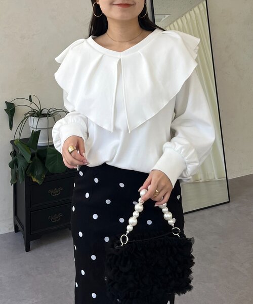 prose verse（プロズヴェール）の「ビッグフリルカラースウェット（スウェット・レディース・オフホワイト/グレー/ブラック・MEDIUM/LARGE）」の9枚目の写真