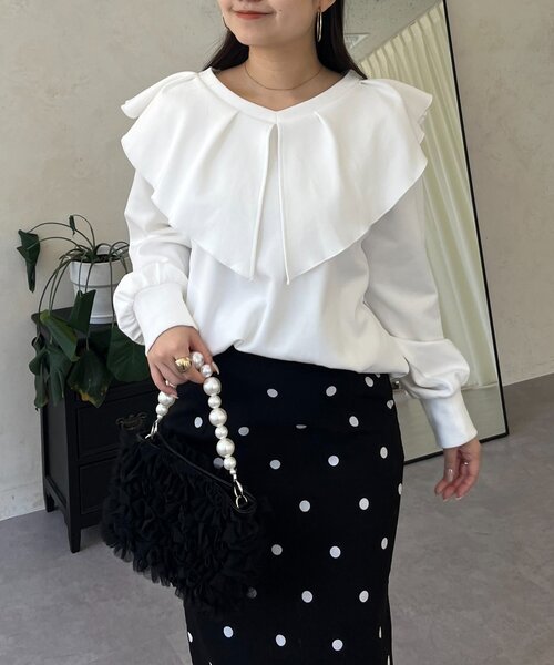 prose verse（プロズヴェール）の「ビッグフリルカラースウェット（スウェット・レディース・オフホワイト/グレー/ブラック・MEDIUM/LARGE）」の10枚目の写真