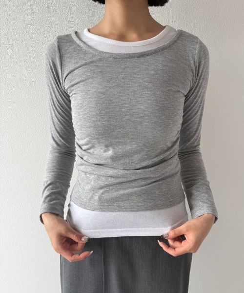 Geeong(ジーオン)の「【ZOZO限定】シャーリング バイカラー レイヤード カットソー(Tシャツ/カットソー・レディース・ブラック/ブルー/グレー/ブラウン・FREE)」の13枚目の写真