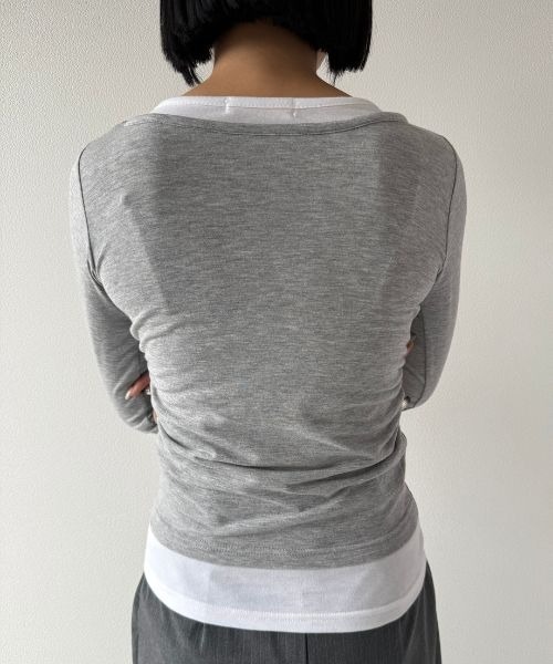 Geeong(ジーオン)の「【ZOZO限定】シャーリング バイカラー レイヤード カットソー(Tシャツ/カットソー・レディース・ブラック/ブルー/グレー/ブラウン・FREE)」の17枚目の写真