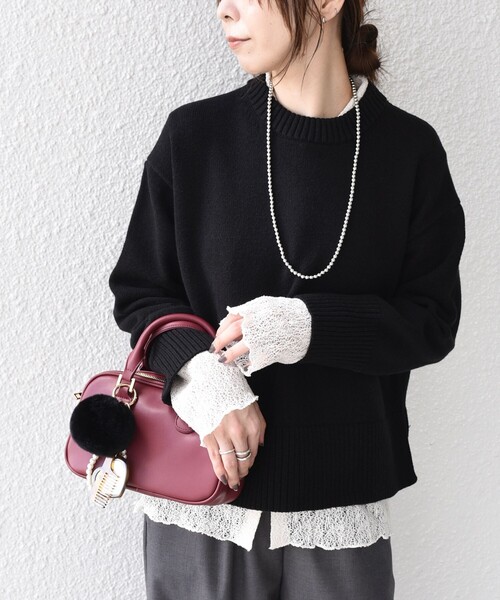 SHIPS Colors（シップス カラーズ）の「SHIPS Colors:〈手洗い可能〉フラッフィー クルーネック ニット◇（ニット/セーター・レディース・ナチュラル/ブルー/オレンジ/ダークブラウン/ピンク/ブラック・ONE SIZE）」の2枚目の写真