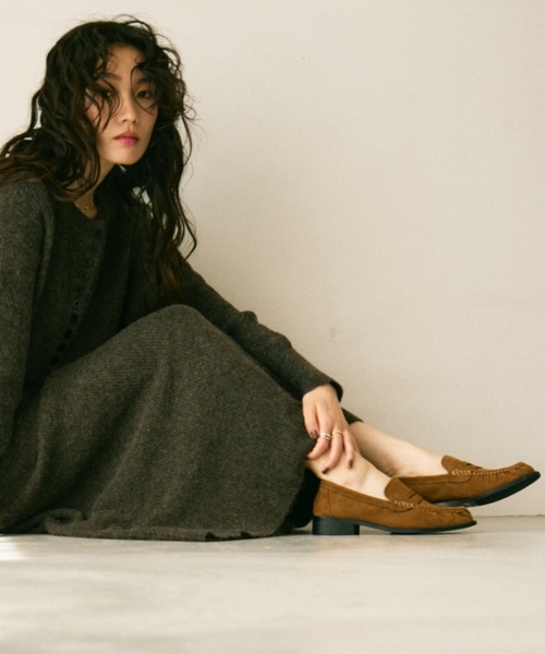 Lutim by u(ルチバイユー)の「Gather toe loafer / ギャザートゥローファー(ローファー・レディース・キャメル/ブラウン/ブラック・24.5/23.5)」の9枚目の写真