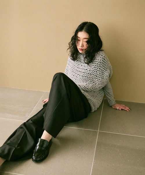 Lutim by u(ルチバイユー)の「Gather toe loafer / ギャザートゥローファー(ローファー・レディース・キャメル/ブラウン/ブラック・24.5/23.5)」の18枚目の写真