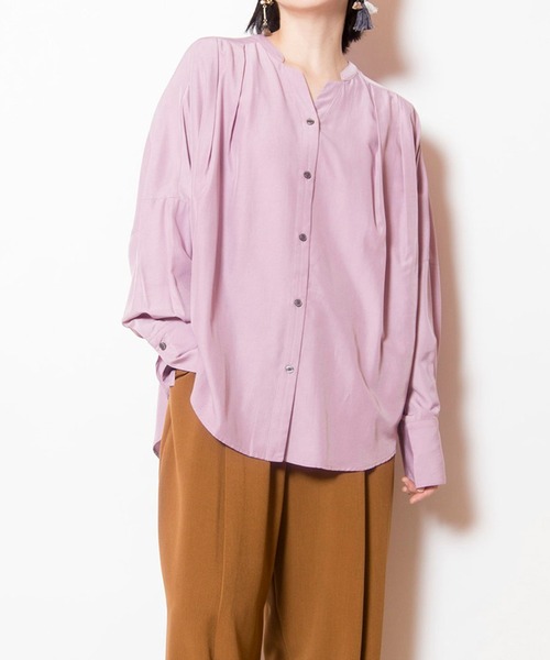 OSMOSIS（オズモーシス）の「タックシャツブラウス（シャツ/ブラウス・レディース・カーキ/アイボリー/ブラック/ピンク・ONE SIZE）」の4枚目の写真