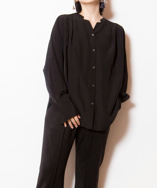 OSMOSIS（オズモーシス）の「タックシャツブラウス（シャツ/ブラウス・レディース・カーキ/アイボリー/ブラック/ピンク・ONE SIZE）」の2枚目の写真