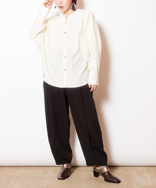 OSMOSIS（オズモーシス）の「タックシャツブラウス（シャツ/ブラウス・レディース・カーキ/アイボリー/ブラック/ピンク・ONE SIZE）」の19枚目の写真