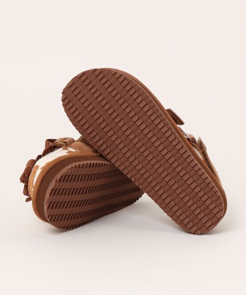 SHAKA（シャカ）の「SHAKA/シャカ　MOC MULE TASSEL COWHAIR（サンダル・レディース・その他1/ブラウン・23cm/24cm/25cm）」の5枚目の写真