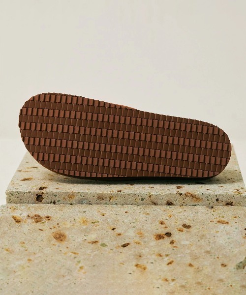 SHAKA（シャカ）の「SHAKA/シャカ　MOC MULE TASSEL COWHAIR（サンダル・レディース・その他1/ブラウン・23cm/24cm/25cm）」の11枚目の写真
