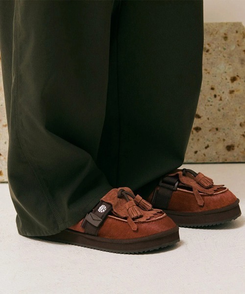 SHAKA（シャカ）の「SHAKA/シャカ　MOC MULE TASSEL COWHAIR（サンダル・レディース・その他1/ブラウン・23cm/24cm/25cm）」の21枚目の写真