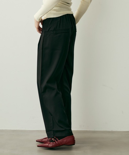 Clum(クルム)の「ヨークデザインストレートスラックス(スラックス・レディース・ブラック/グレー・LARGE/MEDIUM/SMALL)」の6枚目の写真
