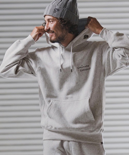 1minute 1second(ワンミニットワンセカンド)の「mpa3959-12oz heavy weight hoodie with cursive embroidery パーカー(1M25F250)(パーカー・メンズ・ネイビー/アッシュ/ブラック・M/S/XL/L)」の16枚目の写真