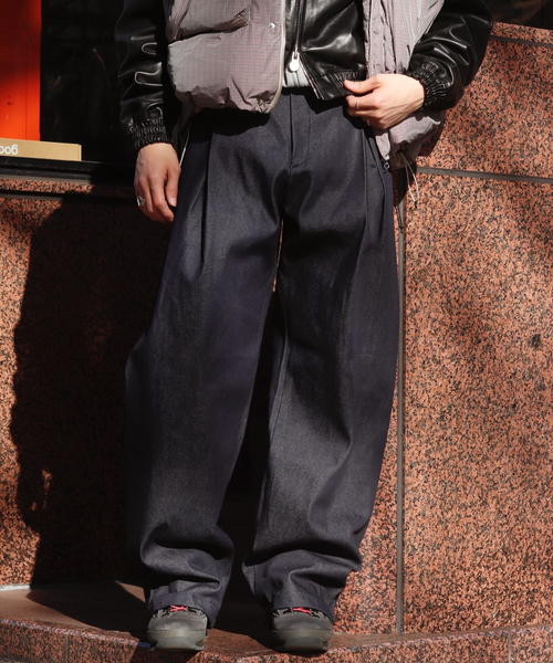 WISM(ウィズム)の「SEVENTH / セブンス DENIM 440 BERMUDA JEANS(デニムパンツ・メンズ・ネイビー・MEDIUM/SMALL)」の6枚目の写真
