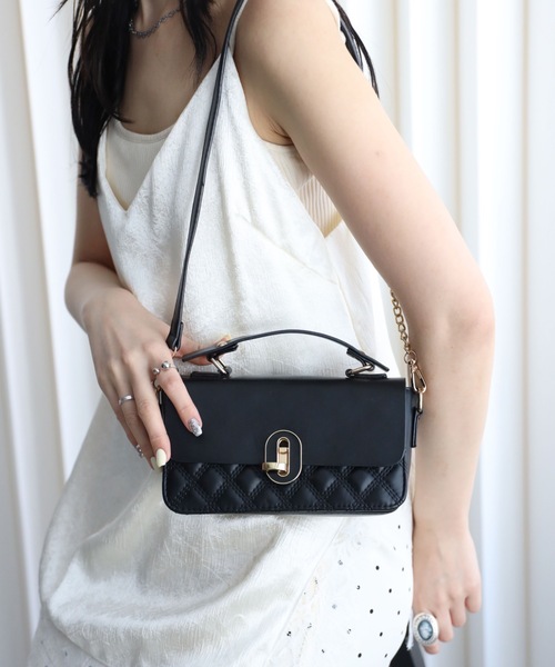 YENNA（イェンナ）の「キルティングOバックルミニBAG（ショルダーバッグ・レディース・ブラック/ブラウン・FREE）」の8枚目の写真