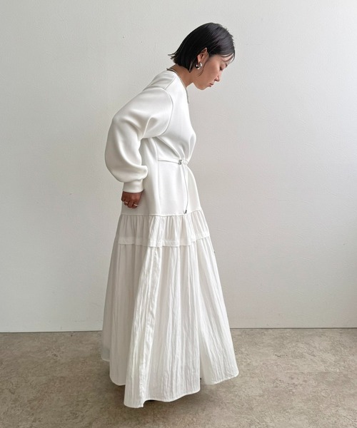 LHELBIE（レルビエ）の「ウエストドロストドッキングワンピース（ワンピース・レディース・ブラック/チャコールグレー/オフホワイト・M）」の12枚目の写真