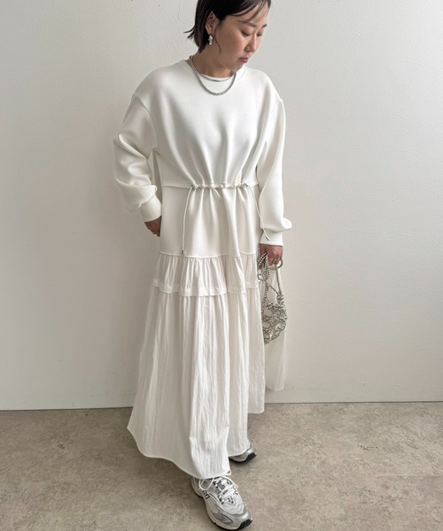 LHELBIE（レルビエ）の「ウエストドロストドッキングワンピース（ワンピース・レディース・ブラック/チャコールグレー/オフホワイト・M）」の17枚目の写真