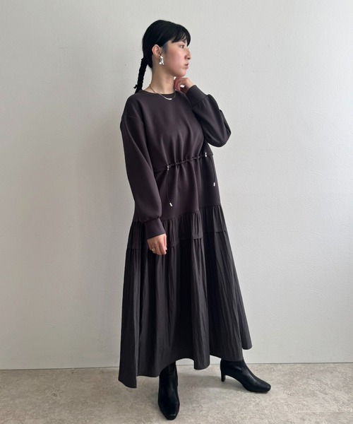 LHELBIE（レルビエ）の「ウエストドロストドッキングワンピース（ワンピース・レディース・ブラック/チャコールグレー/オフホワイト・M）」の19枚目の写真