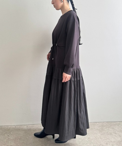 LHELBIE（レルビエ）の「ウエストドロストドッキングワンピース（ワンピース・レディース・ブラック/チャコールグレー/オフホワイト・M）」の21枚目の写真