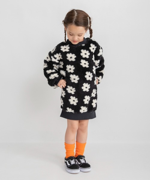 DRC branshes(ディーアールシーブランシェス)の「【WEB限定/DRC】ボアワンピース(ワンピース・キッズ・ラベンダー/カラフル/アイボリー/ブラック・100/110/140/130/120/150)」の4枚目の写真