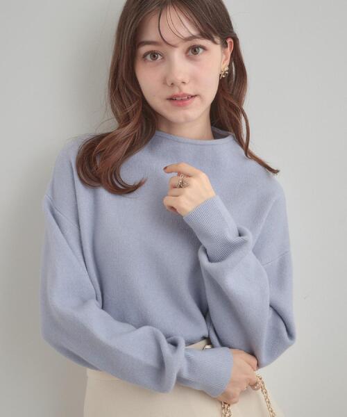 couture brooch（クチュールブローチ）の「【ゆるふわ・通勤】リッシュアンゴラ バックパール調ニット（ニット/セーター・レディース・グレー/オフホワイト/ライトブルー/ピンク系その他/ブラック・42/38/36）」の4枚目の写真