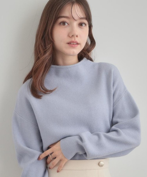 couture brooch（クチュールブローチ）の「【ゆるふわ・通勤】リッシュアンゴラ バックパール調ニット（ニット/セーター・レディース・グレー/オフホワイト/ライトブルー/ピンク系その他/ブラック・42/38/36）」の6枚目の写真