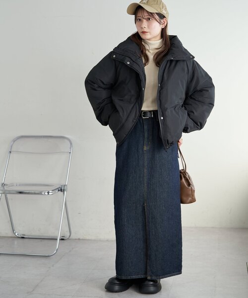 DISCOAT（ディスコート）の「【WEB限定】袖ボリュームショートダウンジャケット（ダウンジャケット/コート・レディース・アイボリー/ブラック・FREE）」の14枚目の写真