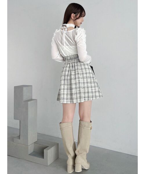 dazzlin（ダズリン）の「チョーカー付ドレープシアーベロアトップス（Tシャツ/カットソー・レディース・ブラック/アイボリー/ブラウン・FREE）」の16枚目の写真