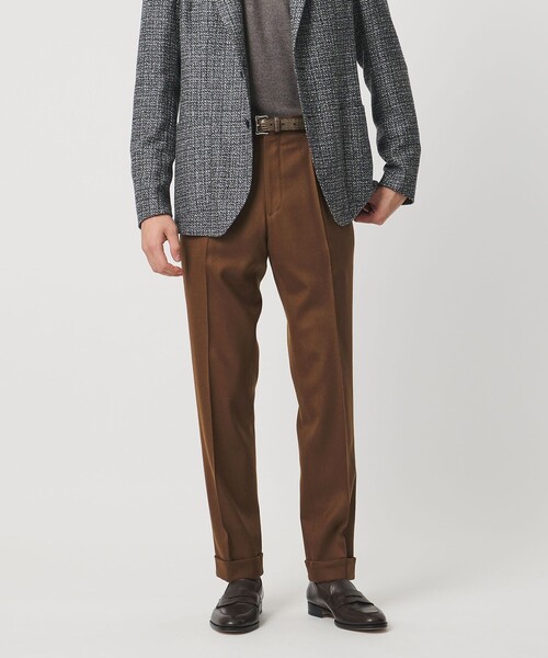 ライトサキソニー テーパード 1プリーツ スラックス ヨコストレッチ