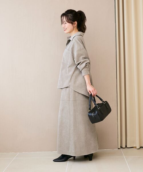 le.coeur blanc（ルクールブラン）の「コーデュロイフレアスカート（スカート・レディース・チャコールグレー/アイボリー/グレイッシュベージュ・38）」の19枚目の写真