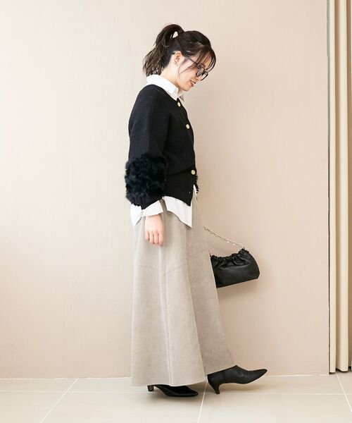 le.coeur blanc（ルクールブラン）の「コーデュロイフレアスカート（スカート・レディース・チャコールグレー/アイボリー/グレイッシュベージュ・38）」の21枚目の写真