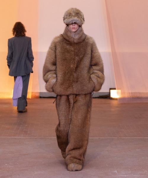 MSGM（エムエスジーエム）の「フェイクファー ベースボールキャップ（キャップ・レディース・ナチュラル・S）」の5枚目の写真