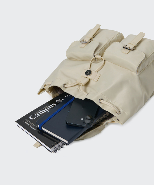 MUSINSA STANDARD WOMAN（ムシンサスタンダードウーマン）の「ウィメンズナイロンフラップミニバックパック[ライトベージュ]（バックパック/リュック・レディース・その他・FREE）」の11枚目の写真
