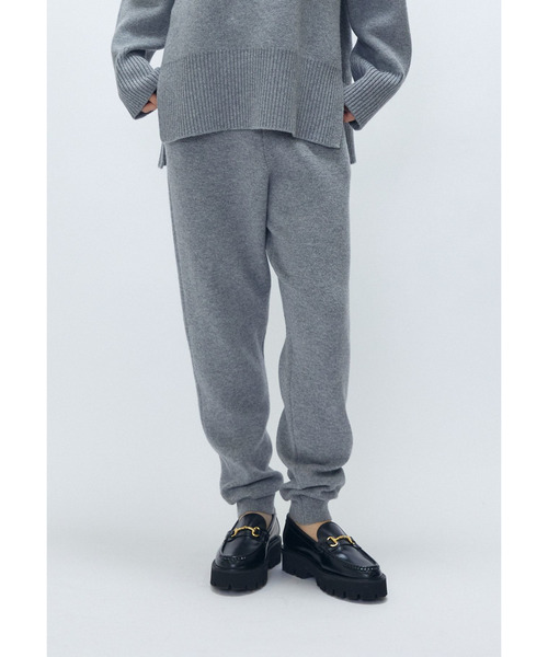 1er Arrondissement(プルミエアロンディスモン)の「ウールカシミアダブルフェイスリブパンツ(その他パンツ・レディース・ブラック系その他3/ライトグレー・FREE)」の1枚目の写真