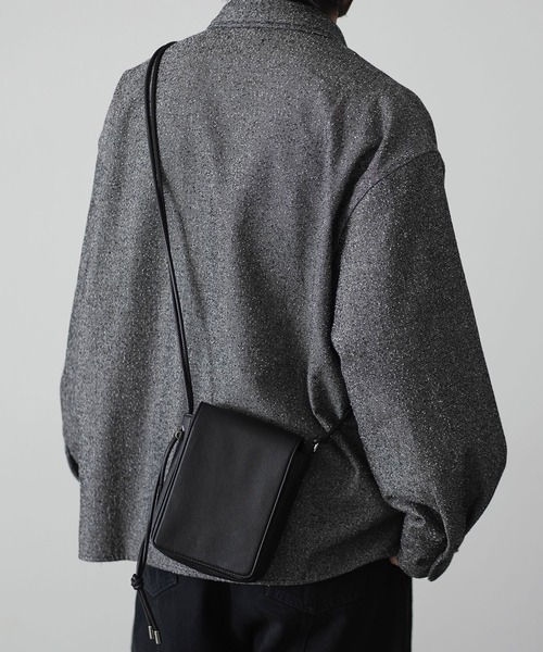 DEVICE（デバイス）の「【WEARISTA こーせ ×DEVICE コラボ】Rename ミニスクエアショルダーバッグ（ショルダーバッグ・メンズ・ダークオレンジ/ブラック・FREE）」の5枚目の写真