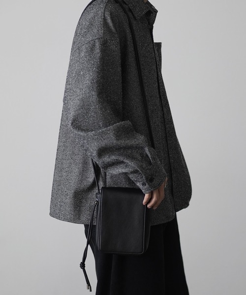 DEVICE（デバイス）の「【WEARISTA こーせ ×DEVICE コラボ】Rename ミニスクエアショルダーバッグ（ショルダーバッグ・メンズ・ダークオレンジ/ブラック・FREE）」の6枚目の写真