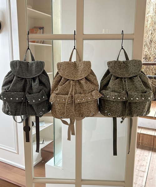 MEMECLE（メメクル）の「【MEMECLE/メメクル】レオパードスタッズリュック（バックパック/リュック・レディース・ベージュ/ブラック/カーキ・FREE）」の20枚目の写真