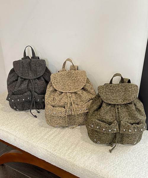 MEMECLE（メメクル）の「【MEMECLE/メメクル】レオパードスタッズリュック（バックパック/リュック・レディース・ベージュ/ブラック/カーキ・FREE）」の19枚目の写真