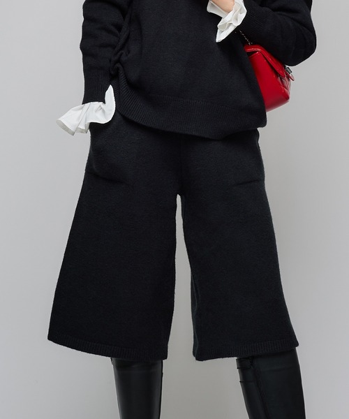 Narcissus（ナルシス）の「ニットセットアップ/ハーフパンツ/Vネックニットトップス（ニット/セーター・レディース・ブラック/グレー・FREE）」の4枚目の写真