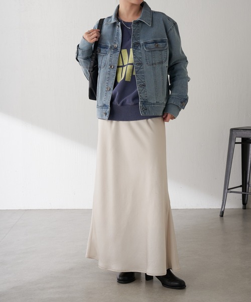 COLLAGE GALLARDAGALANTE（コラージュガリャルダガランテ）の「Q.anos/ストレッチ袖リブデニムジャケット（デニムジャケット・レディース・インディゴブルー/ブルー・FREE/XL）」の22枚目の写真