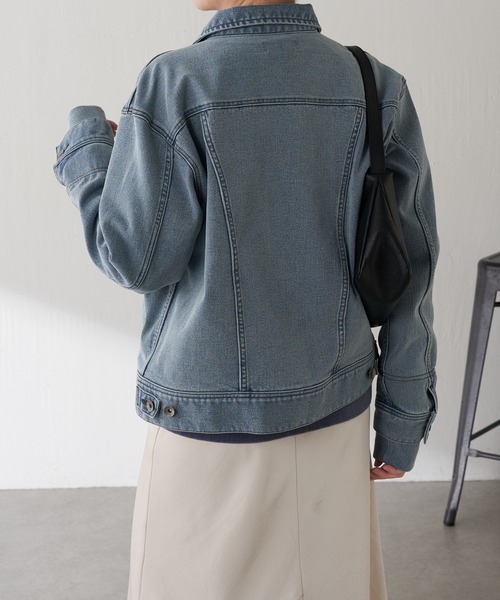 COLLAGE GALLARDAGALANTE（コラージュガリャルダガランテ）の「Q.anos/ストレッチ袖リブデニムジャケット（デニムジャケット・レディース・インディゴブルー/ブルー・FREE/XL）」の19枚目の写真