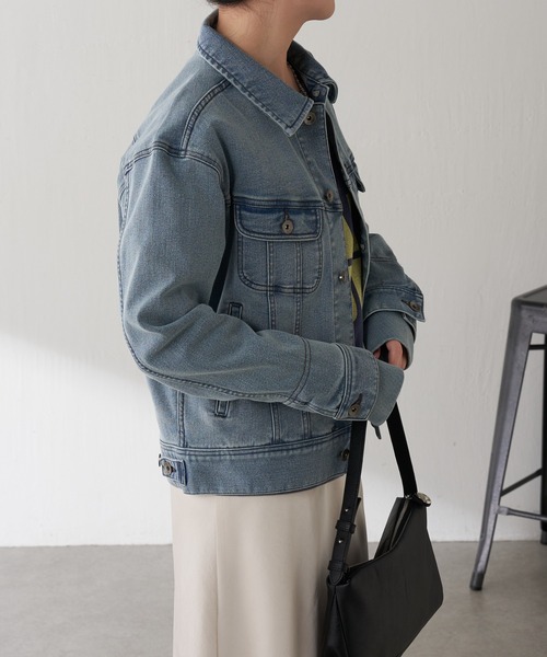 COLLAGE GALLARDAGALANTE（コラージュガリャルダガランテ）の「Q.anos/ストレッチ袖リブデニムジャケット（デニムジャケット・レディース・インディゴブルー/ブルー・FREE/XL）」の18枚目の写真