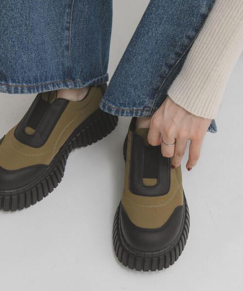 KBF（ケイビーエフ）の「チャンキーソールパファースリッポン（スニーカー・レディース・ブラック/カーキ・37/39/38）」の3枚目の写真
