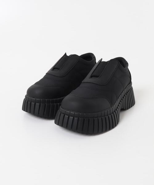 KBF（ケイビーエフ）の「チャンキーソールパファースリッポン（スニーカー・レディース・ブラック/カーキ・37/39/38）」の14枚目の写真