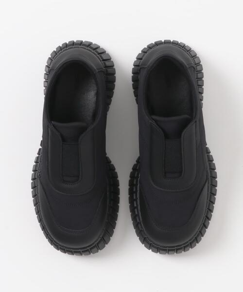 KBF（ケイビーエフ）の「チャンキーソールパファースリッポン（スニーカー・レディース・ブラック/カーキ・37/39/38）」の15枚目の写真