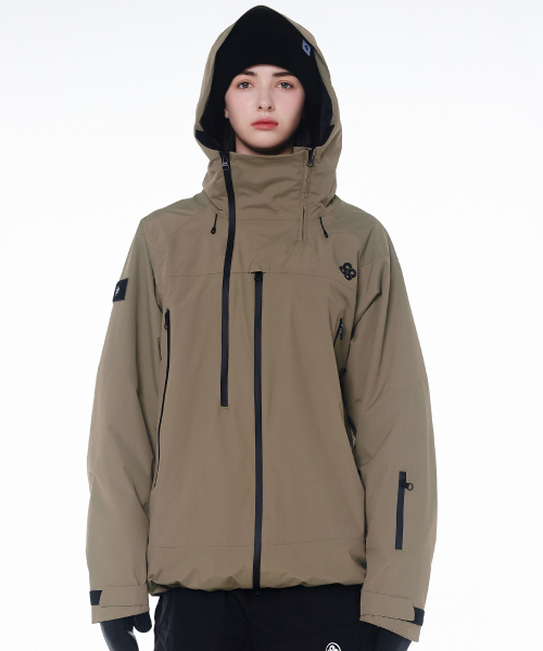 DOLL OUTERWEAR(ドラ アウターウェア)の「2425 リカ ボードウェア アノラックジャケット カーキ 男女共用(マウンテンパーカー・レディース・その他・SMALL/MEDIUM/LARGE/X-SMALL/X-LARGE)」の8枚目の写真