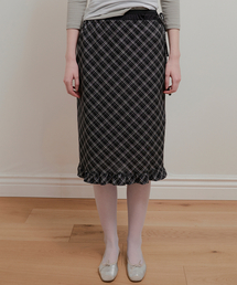 AOPT（アオプト）の「FRILL LAYERED CHECK SKIRT - BLACK（スカート）」