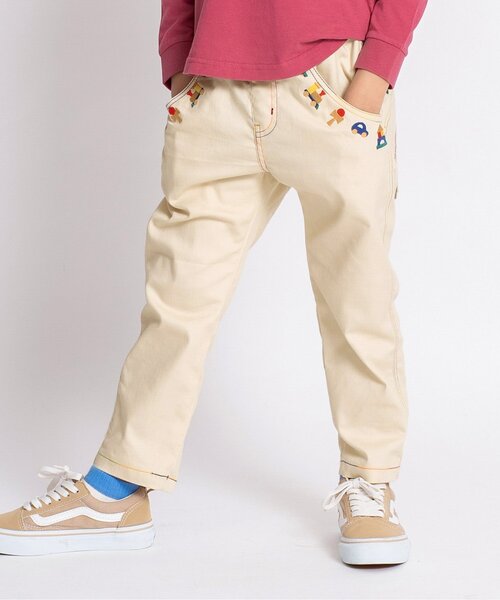 BIT'Z（ビッツ）の「木のおもちゃ刺繍テーパードパンツ（その他パンツ・キッズ・グレー/キナリ/インディゴブルー・80/120/110/100/95/90）」の2枚目の写真